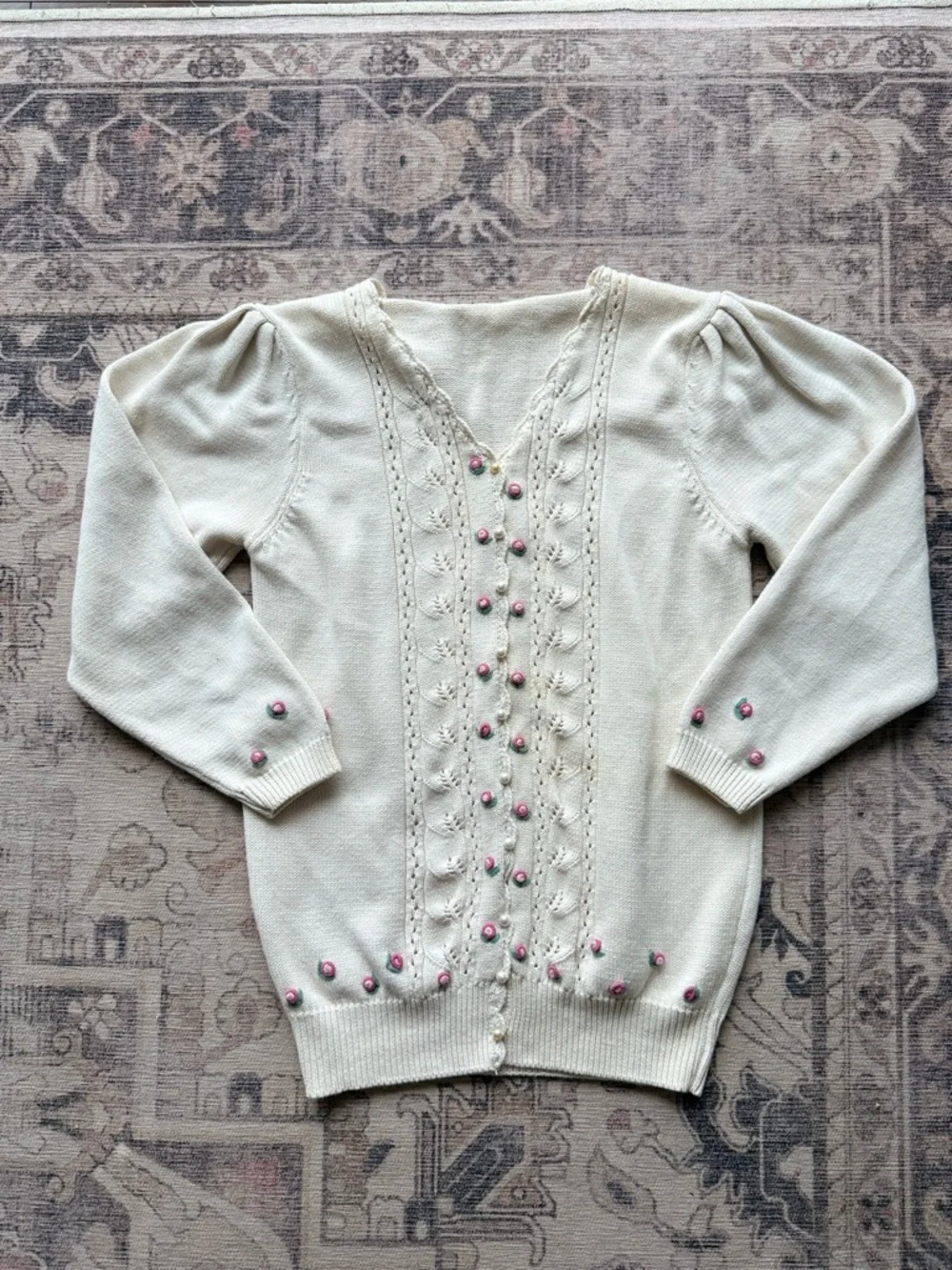 Vintage Cream Cotton V-Neck Sweater with Pearl Bead Accents - Picture 2 of 2